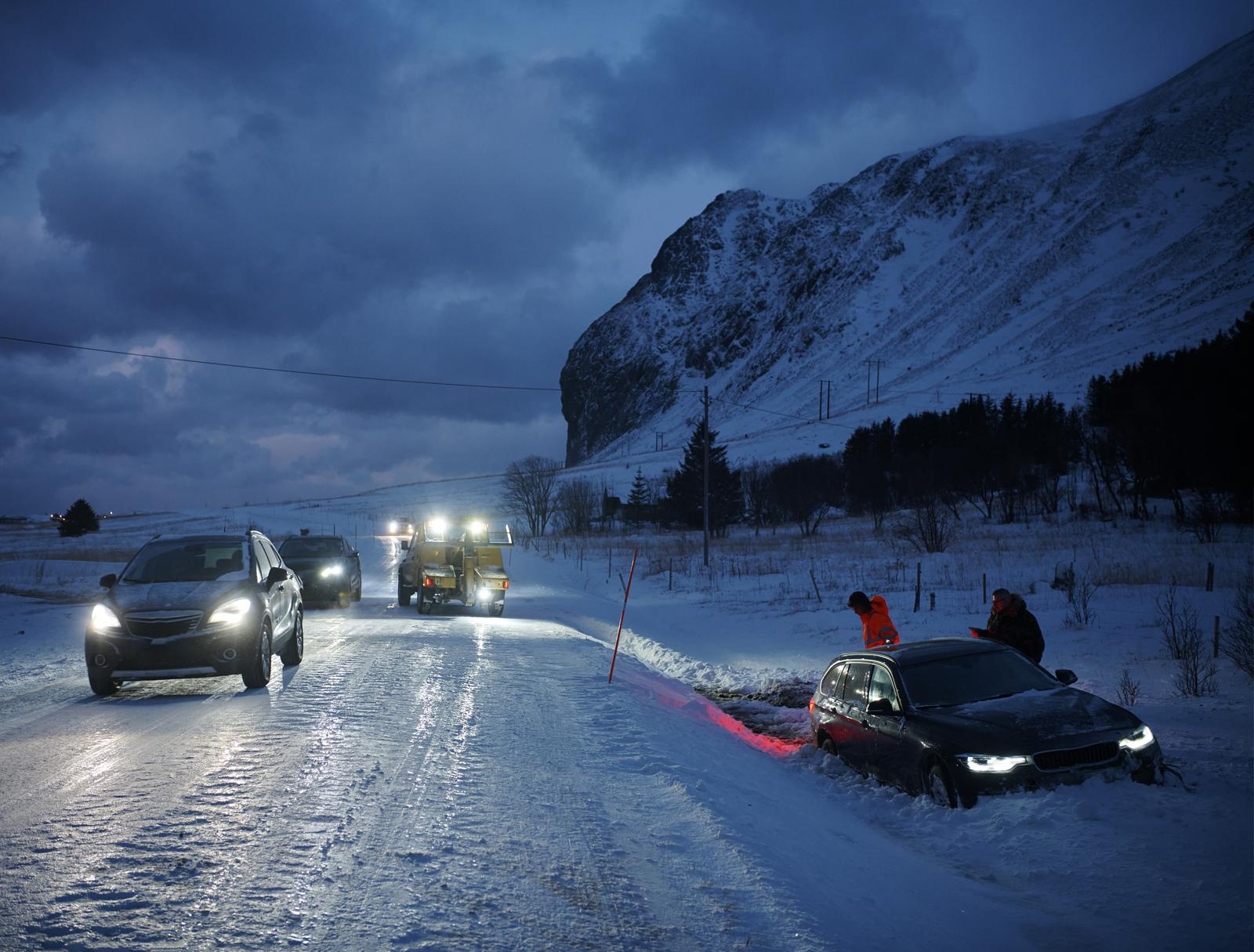 Pomoc drogowa zimą - nieodzowne wsparcie kierowcy w nieprzewidzianych okolicznościach 9