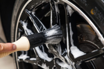 Auto detailing  – jakie kosmetyki warto posiadać w swoim garażu? 14