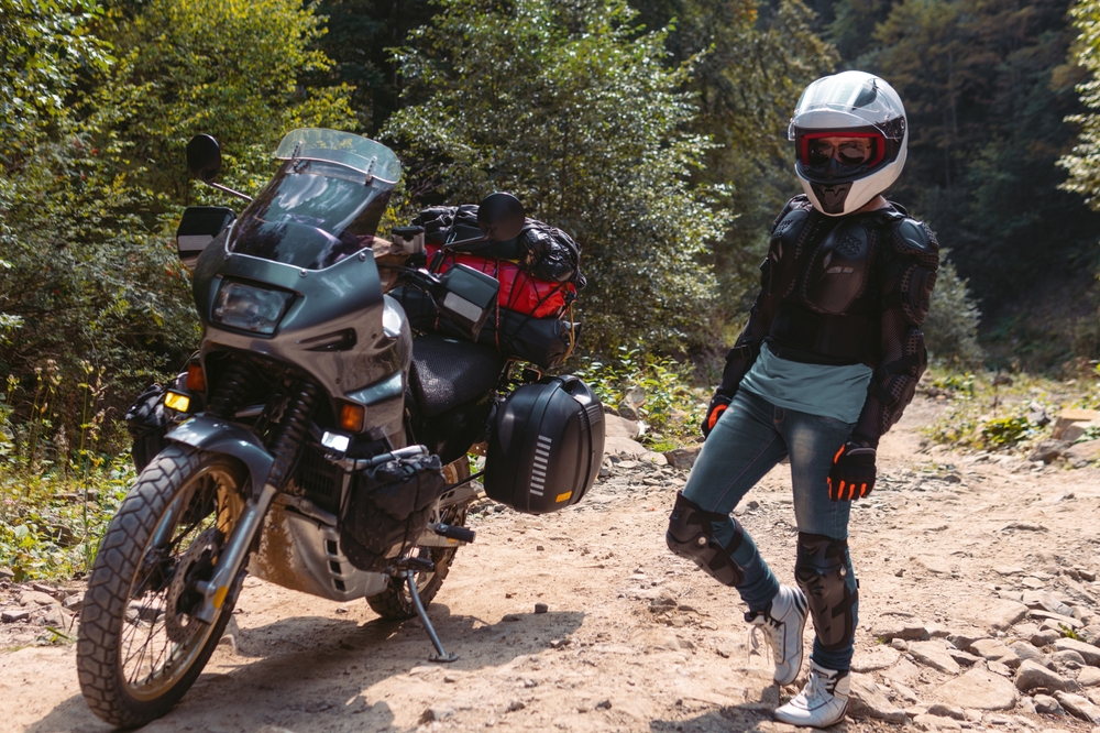 Podróż w stylu i bezpieczeństwie - przewodnik po butach motocyklowych damskich i turystycznych 9