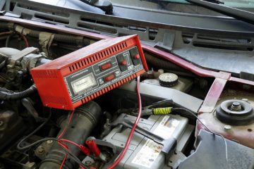 Jak naładować akumulator samochodowy 24